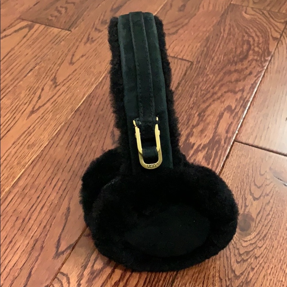 Earmuff